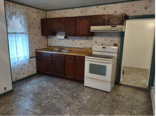 151 N GORSUCH RD, Westminster, MD 21157