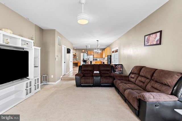 2960 CONSTELLATION DR, Chambersburg, PA 17202
