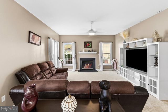 2960 CONSTELLATION DR, Chambersburg, PA 17202