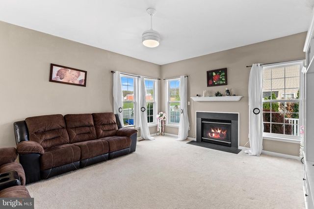 2960 CONSTELLATION DR, Chambersburg, PA 17202