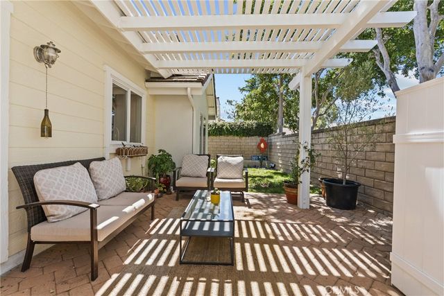 23950 Bar Harbor Court, Valencia, CA 91355