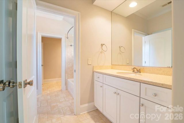 16728 Ashton Oaks Drive, Charlotte, NC 28278