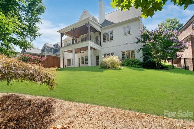 16728 Ashton Oaks Drive, Charlotte, NC 28278