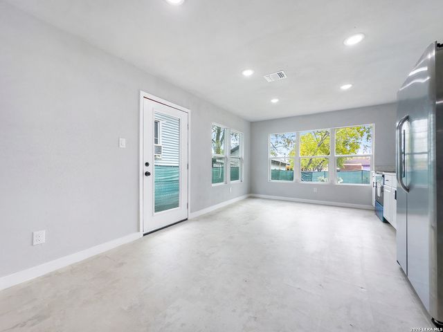1606 W Wildwood Unit A, San Antonio, TX 78201