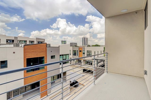 2401 Crawford Street A208, Houston, TX 77004