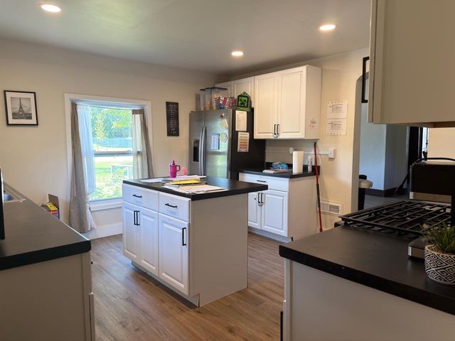 1750 WESTERN AVENUE, Green Bay, WI 54303