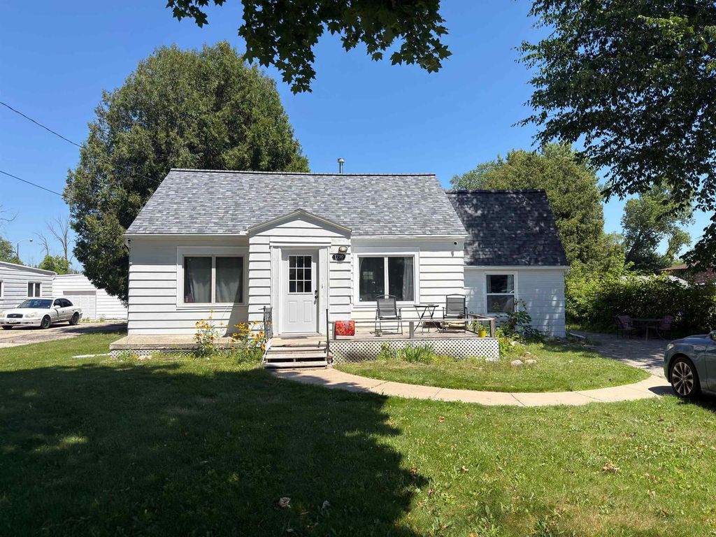 1750 WESTERN AVENUE, Green Bay, WI 54303
