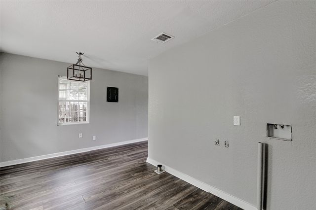 412 E Fogg Street, Fort Worth, TX 76110