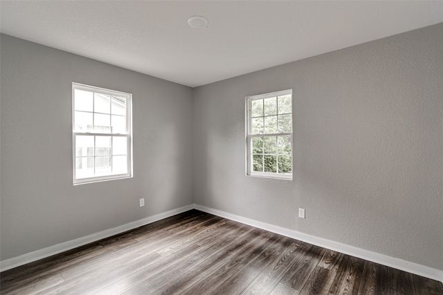 412 E Fogg Street, Fort Worth, TX 76110