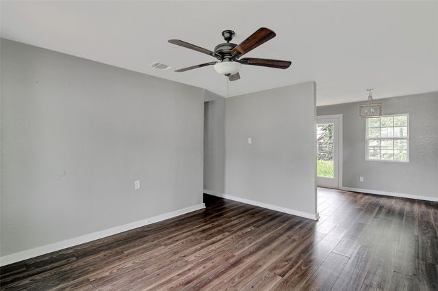 412 E Fogg Street, Fort Worth, TX 76110