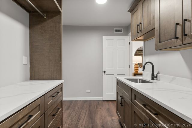 611 W 15th Street H2, Tulsa, OK 74127