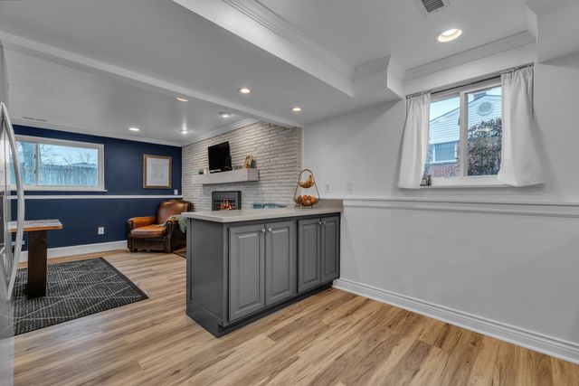 39011 Pinetree Street, Livonia, MI 48150