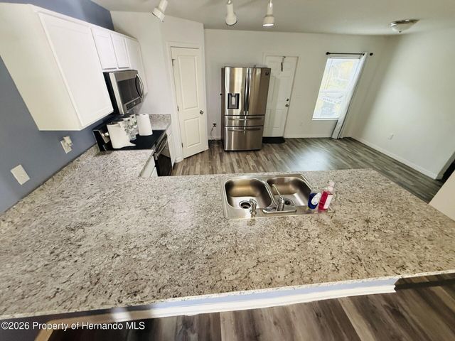 12020 Pine Warbler Avenue, Brooksville, FL 34614