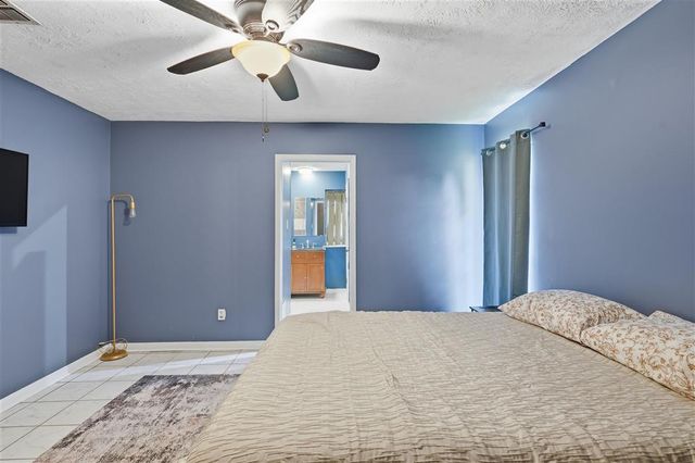 1413 S Meadow Ln Lane, Lake Charles, LA 70605