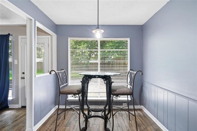 1413 S Meadow Ln Lane, Lake Charles, LA 70605