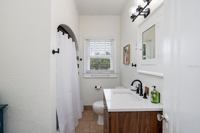 2003 12TH AVENUE W B, Bradenton, FL 34205