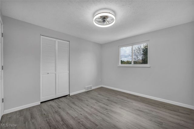 4342 Sky Lane Drive, Cleveland, OH 44109