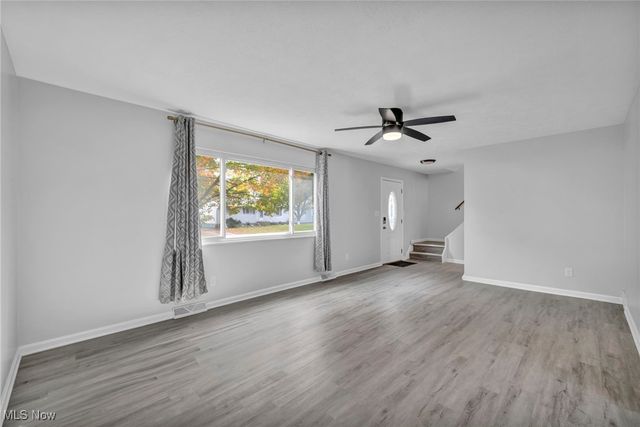 4342 Sky Lane Drive, Cleveland, OH 44109