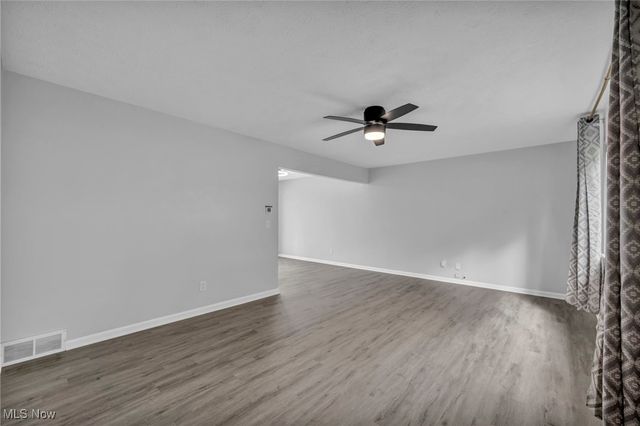 4342 Sky Lane Drive, Cleveland, OH 44109