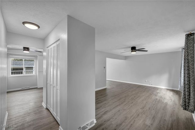 4342 Sky Lane Drive, Cleveland, OH 44109