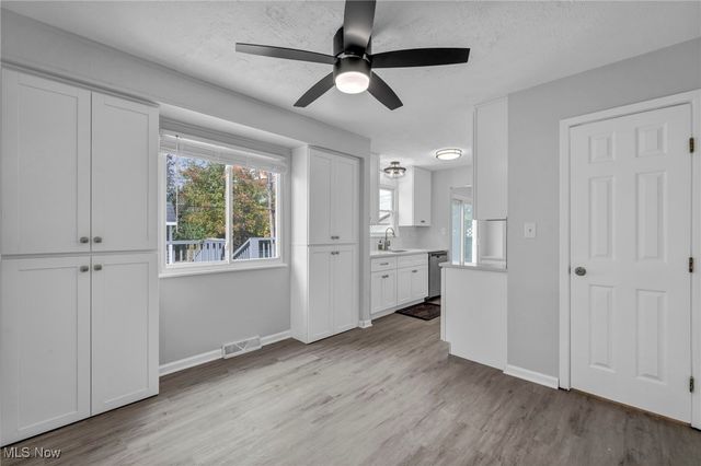 4342 Sky Lane Drive, Cleveland, OH 44109