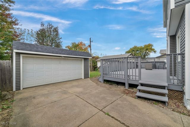 4342 Sky Lane Drive, Cleveland, OH 44109