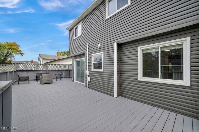 4342 Sky Lane Drive, Cleveland, OH 44109