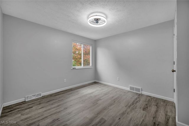 4342 Sky Lane Drive, Cleveland, OH 44109