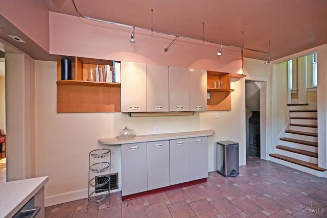 161 Lafayette Circle, Cincinnati, OH 45220