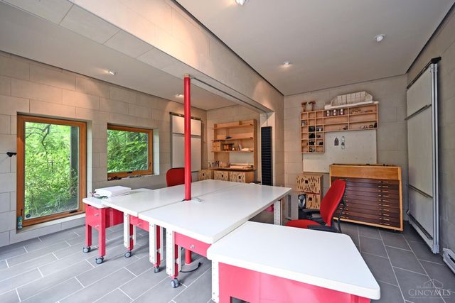 161 Lafayette Circle, Cincinnati, OH 45220