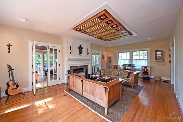 161 Lafayette Circle, Cincinnati, OH 45220
