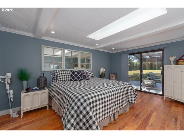 865 Sw NEWPORT Ave, Bandon, OR 97411