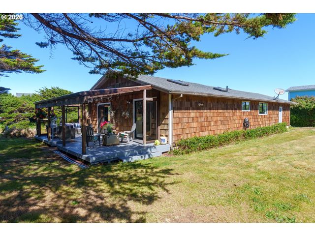 865 Sw NEWPORT Ave, Bandon, OR 97411