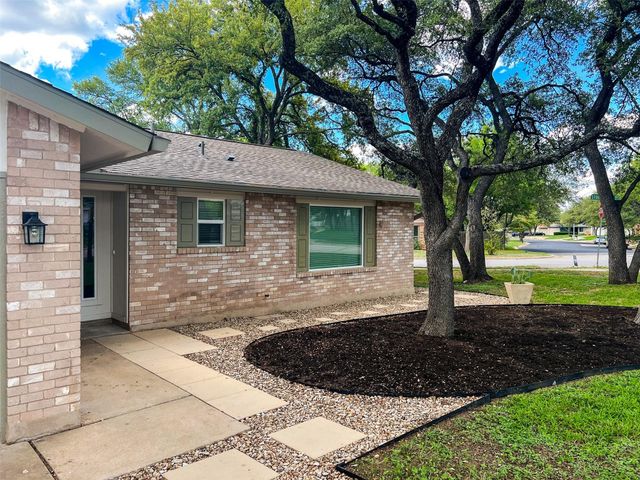 7736 Croftwood DR, Austin, TX 78749