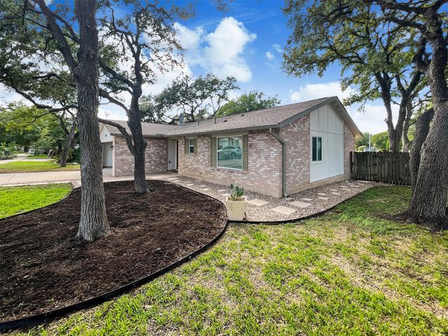 7736 Croftwood DR, Austin, TX 78749
