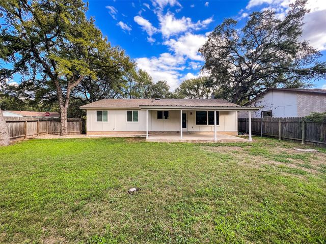 7736 Croftwood DR, Austin, TX 78749