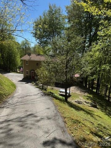 918 Plott Balsam Road, Maggie Valley, NC 28751