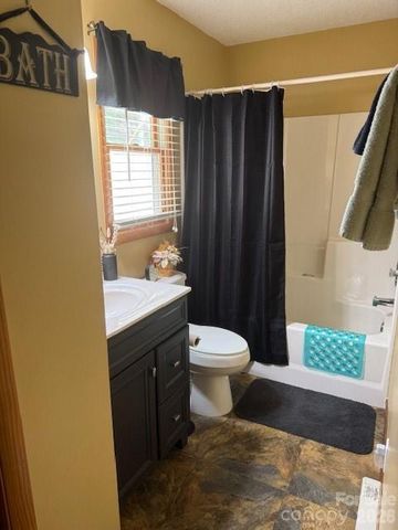 918 Plott Balsam Road, Maggie Valley, NC 28751