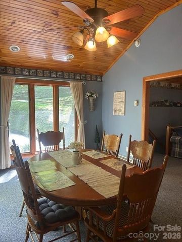 918 Plott Balsam Road, Maggie Valley, NC 28751