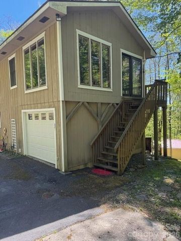 918 Plott Balsam Road, Maggie Valley, NC 28751