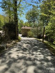 918 Plott Balsam Road, Maggie Valley, NC 28751