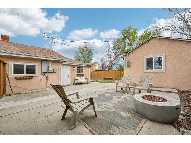 732 Perry St, Denver, CO 80204