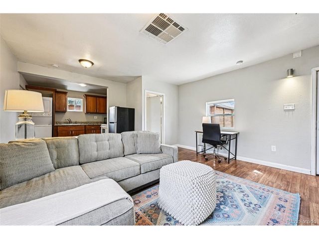 732 Perry St, Denver, CO 80204