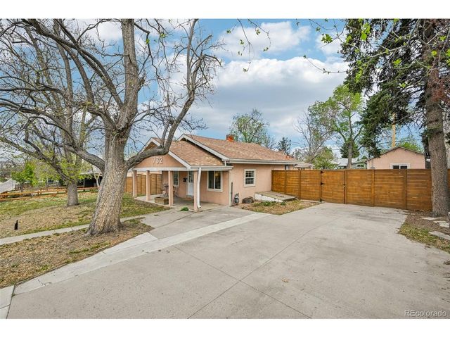 732 Perry St, Denver, CO 80204
