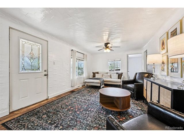 732 Perry St, Denver, CO 80204