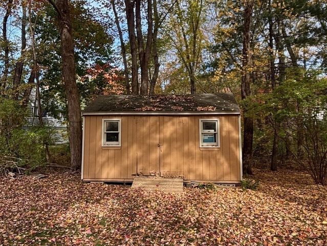 215 Haverhill St, North Reading, MA 01864