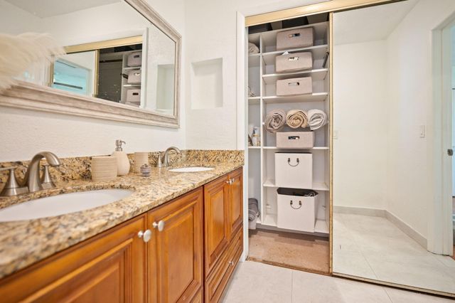3407 Cherry Garden Circle 151, Lauderhill, FL 33319