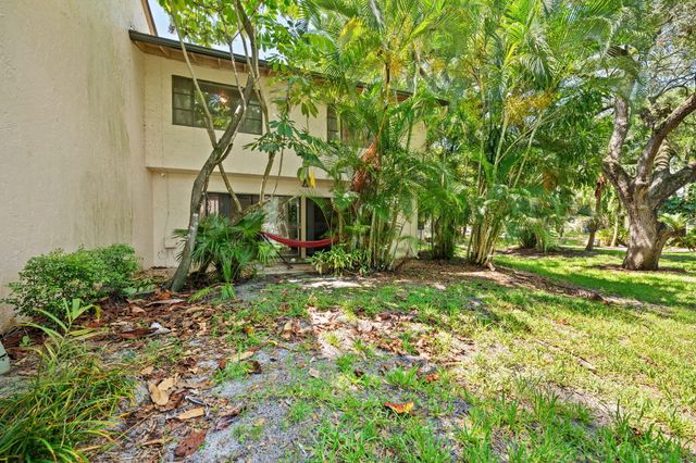 3407 Cherry Garden Circle 151, Lauderhill, FL 33319