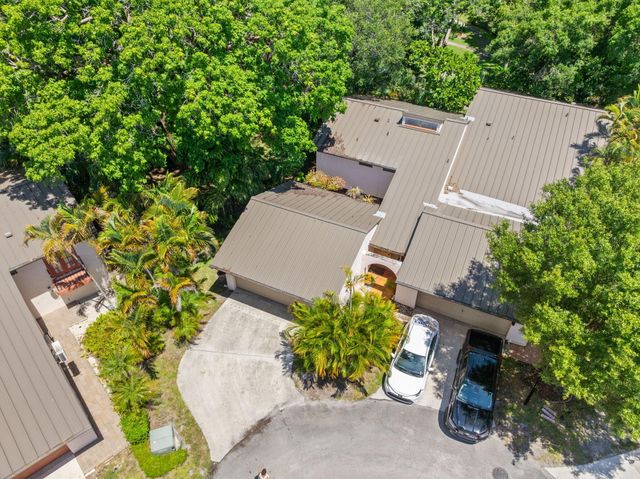 3407 Cherry Garden Circle 151, Lauderhill, FL 33319