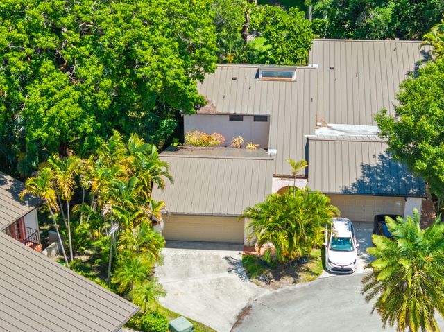 3407 Cherry Garden Circle 151, Lauderhill, FL 33319
